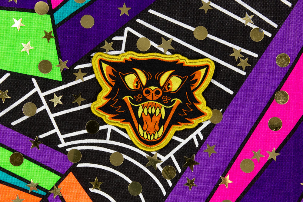 Vintage Halloween Wolf - Iron-On Woven Patch