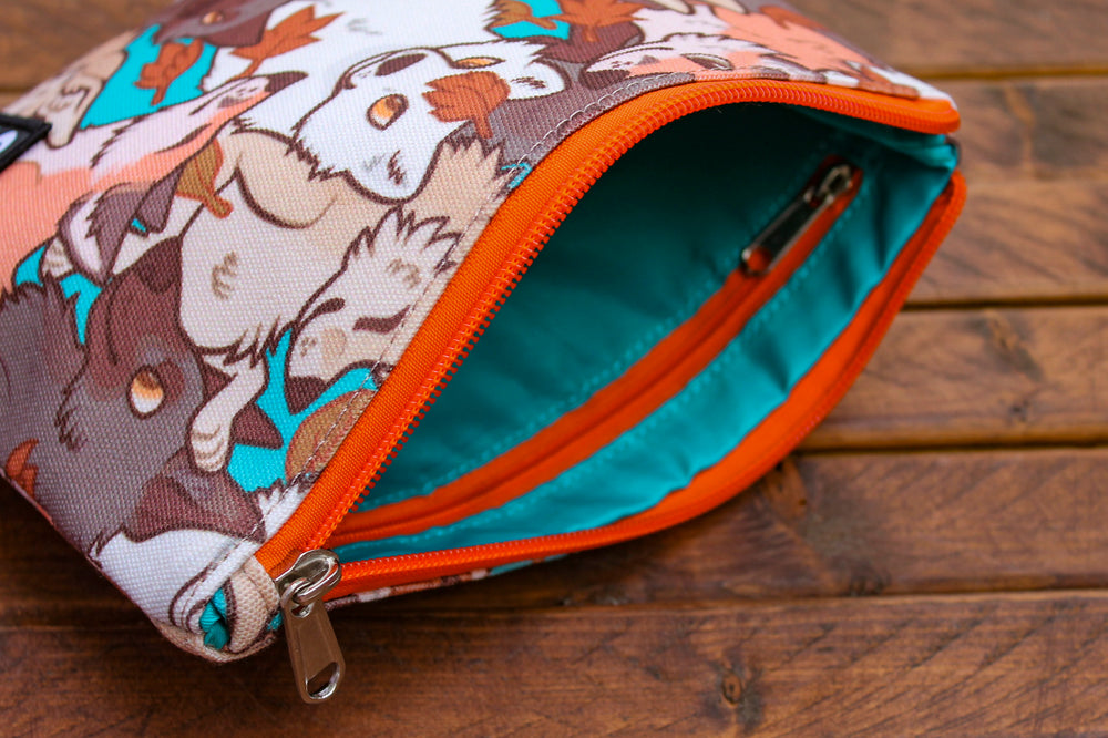 
            
                Load image into Gallery viewer, Fox Zipper Pouch
            
        